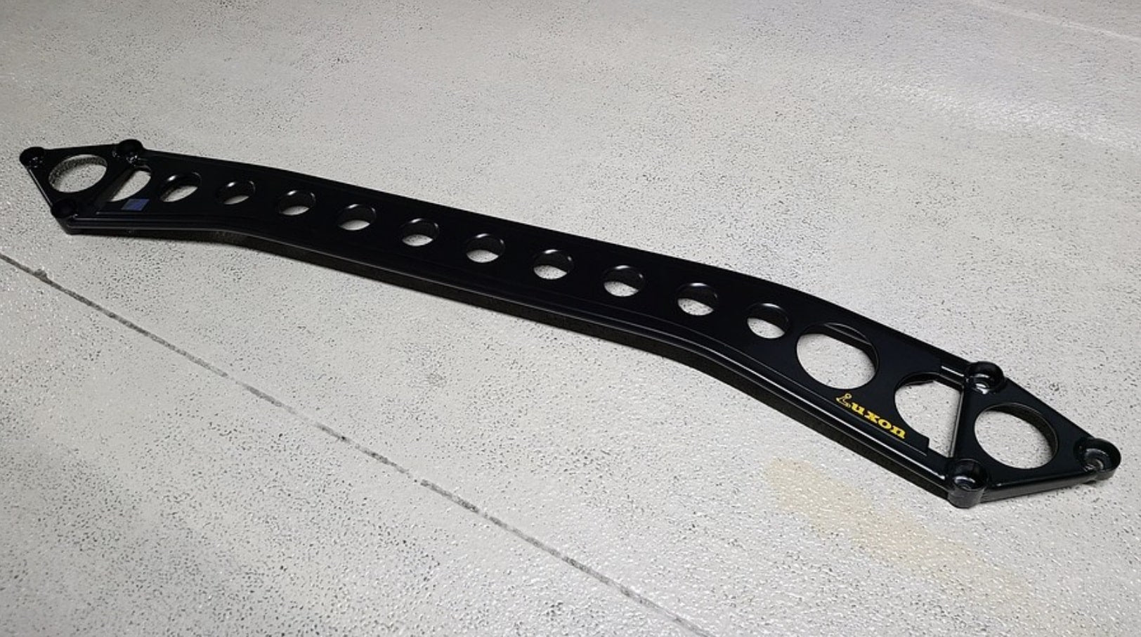 2016-2024 CHEVY CAMARO 6G. Strut Tower Bar Upper Suspension Handling